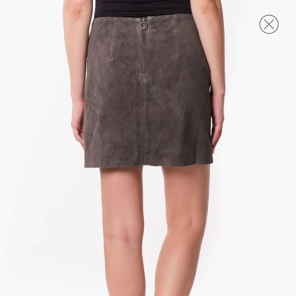 BLANKNYC genuine suede skirt in grey - Picture 3 of 5